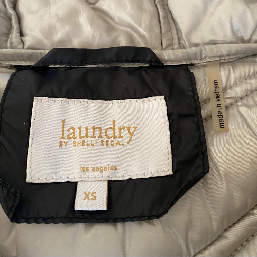Jacket - Picture 2 of 8